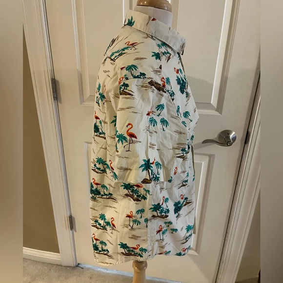 Denim and Flower Flamingo Button down short sleeved shirt-Size M - Picture 3 of 7